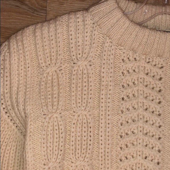 Aran Sweater, Backless - Picture 3 of 4